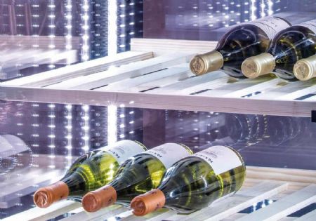 Vitrine rfrigre panoramique professionnelle positive noire versus 4 faces vitres 440 l tagres acier - 700x650x1900 mm