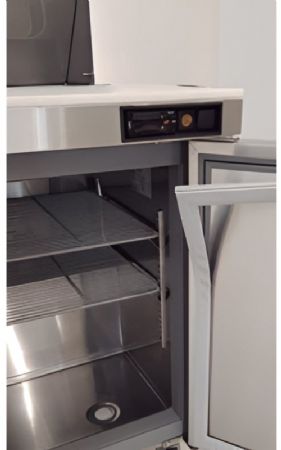 Meuble saladette mobile froid positif avec vitre frontale rabattable pour 18 bacs GN 1/6 - 1228x830x1551 mm