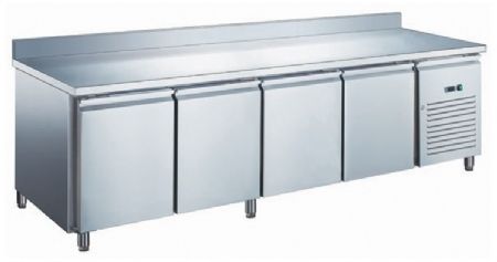 Table desserte réfrigérée professionnelle 4 portes positive avec dosseret 449 L - Furnotel - SN4201X