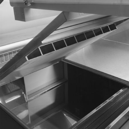 Vitrine rfrigre charcuterie noire RAL9005 temprature +0C / +4C capacit 982 L
