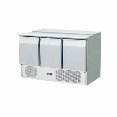 Saladette rfrigre 3 portes positive avec capot 4xGN1/1 - 368 l