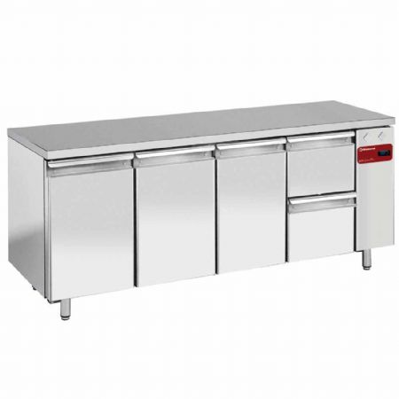 Table frigorifique 4 portes GN1/1 avec bloc de 2 tiroirs Table frigorifique 4 portes GN1/1 avec bloc de 2 tiroirs