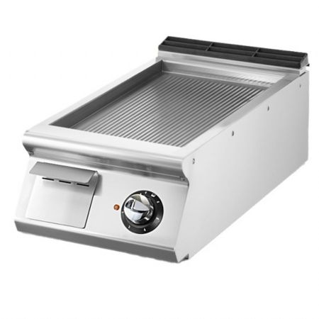 Plaque à snacker pro profondeur 700 électrique à poser nervurée chromée 5.4 kW - Virtus - V7040FTREVCRT Plaque à snacker pro profondeur 700 électrique à poser nervurée chromée 5.4 kW - Virtus - V7040FTREVCRT
