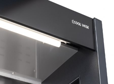 Armoire murale noire réfrigérée 350 L positive -1/+7 - 1000x570x2000 mm Armoire murale noire réfrigérée 350 L positive -1/+7 - 1000x570x2000 mm