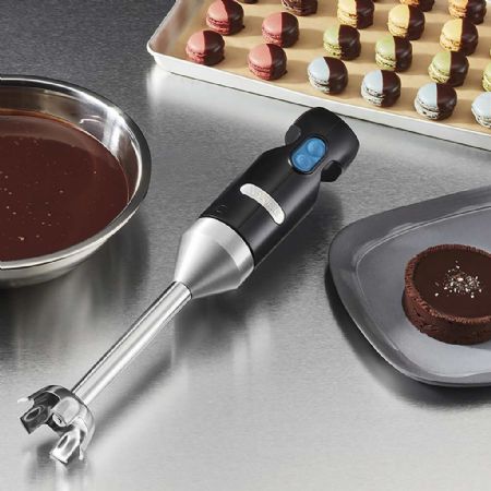 Mixeur plongeant 2 vitesses 7500-18000 RPM avec lame inox et capacité 8 litres - Waring - WSB35E