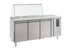 Table desserte réfrigérée 3 portes pleines 465 L positive - Combisteel - 7950.0415 Table desserte réfrigérée 3 portes pleines 465 L positive - Combisteel - 7950.0415