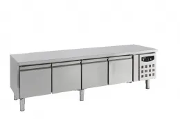 Soubassement réfrigéré 4 portes pleines 352 L positif - Combisteel - 7950.0440 Soubassement réfrigéré 4 portes pleines 352 L positif - Combisteel - 7950.0440