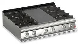 Fourneau à plaque de cuisson à poser 4 feux vifs + 1/2 Plaque coup de feu - Gamme Queen 900 - Baron - 90QTPMG123 Fourneau à plaque de cuisson à poser 4 feux vifs + 1/2 Plaque coup de feu - Gamme Queen 900 - Baron - 90QTPMG123