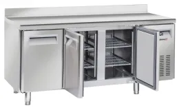 Table négative réfrigérée avec dosseret 3 portes - Casselin - CTARND3P Table négative réfrigérée avec dosseret 3 portes - Casselin - CTARND3P