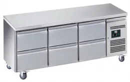 Desserte réfrigérée inox positive centrale 3 x 2 tiroirs, 221 L, sur roulettes - l2g - GN3160TN Desserte réfrigérée inox positive centrale 3 x 2 tiroirs, 221 L, sur roulettes - l2g - GN3160TN