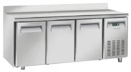 Table réfrigérée pâtissière positive 600x400 3 portes pleines avec dosseret +2/+8°C 640 L - Coolhead - PA 3200 Table réfrigérée pâtissière positive 600x400 3 portes pleines avec dosseret +2/+8°C 640 L - Coolhead - PA 3200