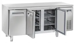 Table réfrigérée négative 3 portes pleines pour plateaux 325x410 358 l - coolhead - sf 3100 - Cool Head Italie - SF 3100 Table réfrigérée négative 3 portes pleines pour plateaux 325x410 358 l - coolhead - sf 3100 - Cool Head Italie - SF 3100