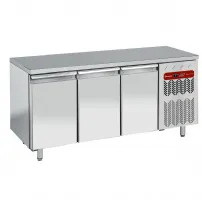 Table frigorifique ventilée 3 portes positive 1805x700x880/900 mm - Diamond - TG3N/H-R2 Table frigorifique ventilée 3 portes positive 1805x700x880/900 mm - Diamond - TG3N/H-R2